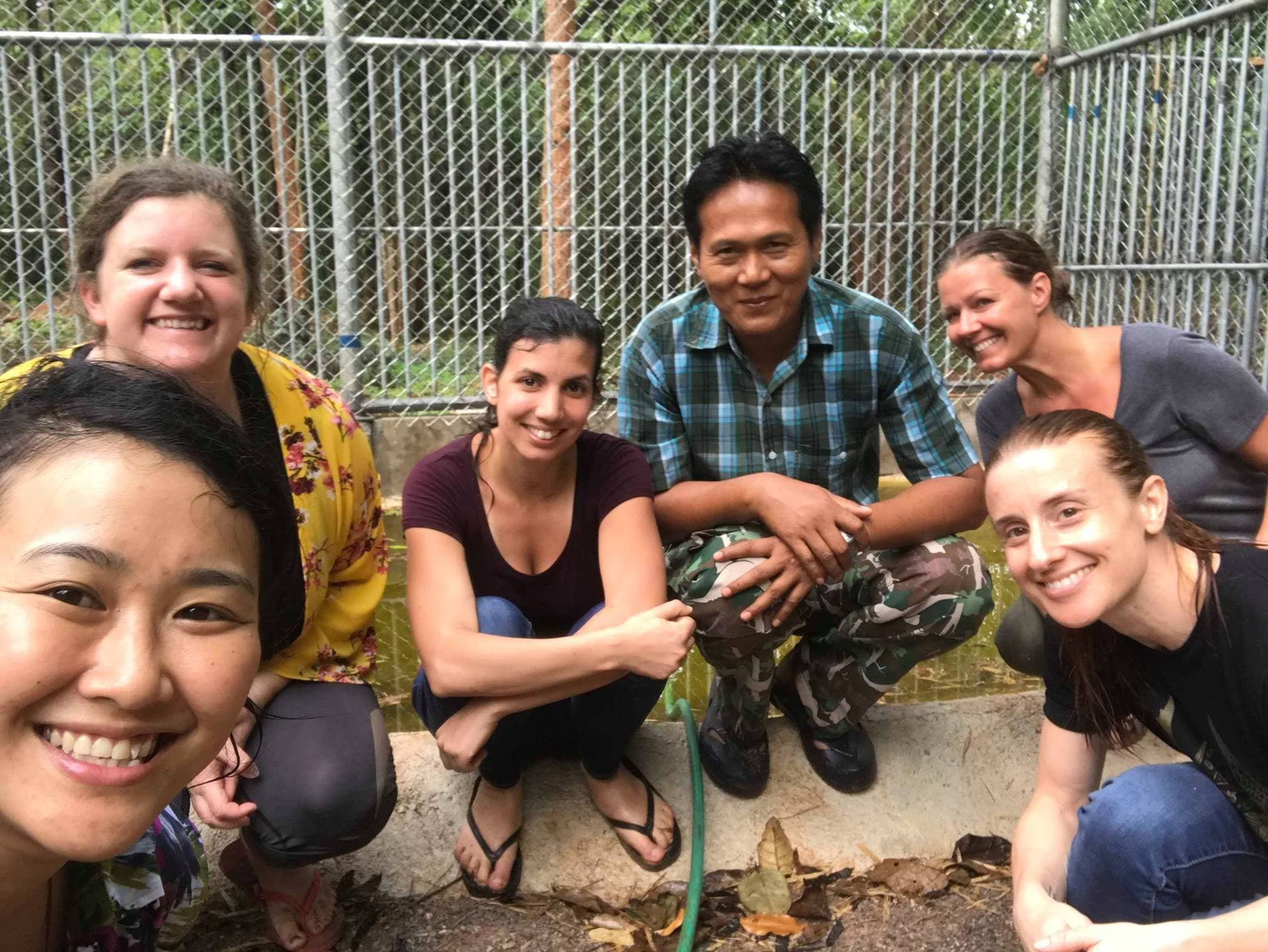 A group photo of the volunteers at the For Tigers organization